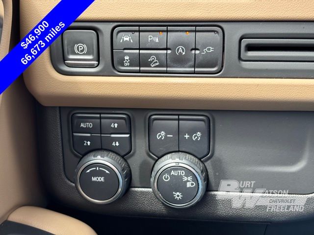 2021 Chevrolet Suburban Premier photo