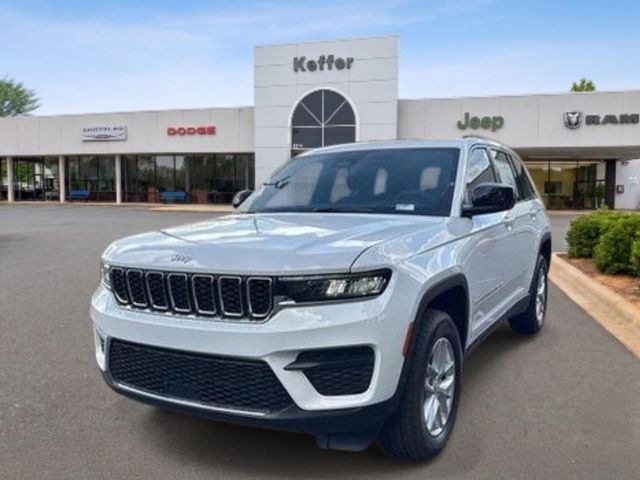 2026 Jeep Grand Cherokee Laredo