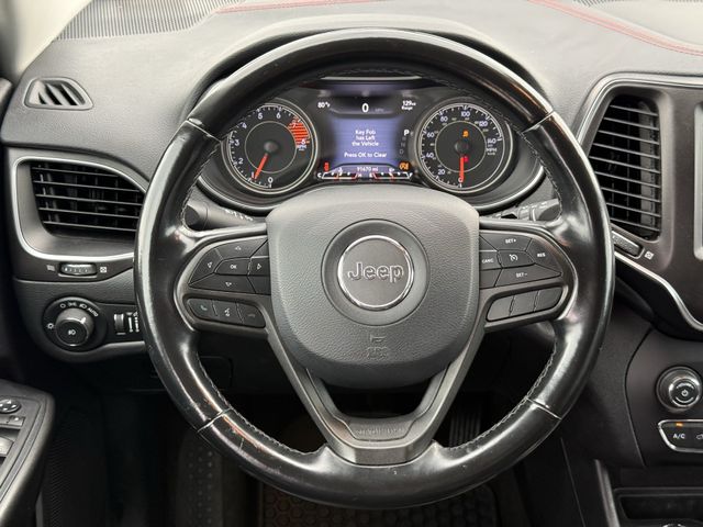 2020 Jeep Cherokee Trailhawk Silver at Victoria Chrysler Dodge Jeep Ram