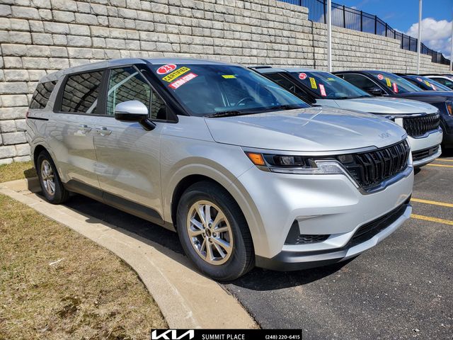 2023 Kia Carnival LX FWD