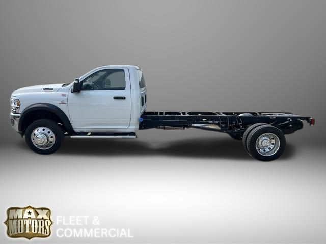 2024 Ram 5500HD Tradesman 4