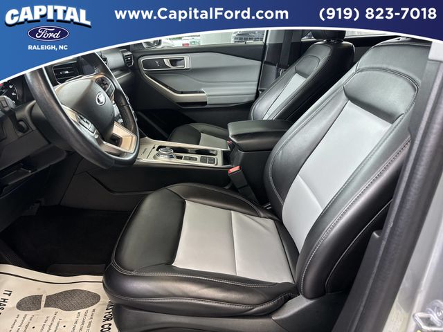 Used 2023 Silver Ford XLT image 19