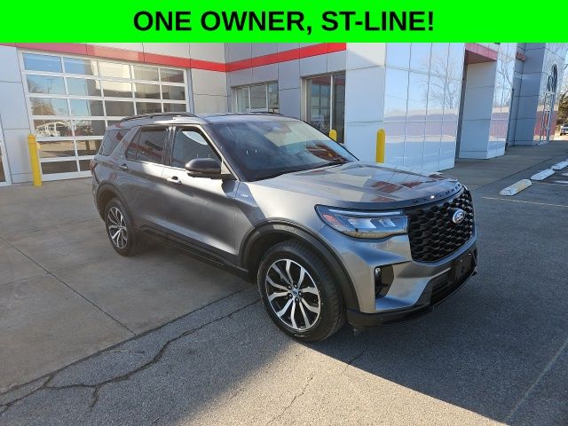 2025 Ford Explorer ST-Line AWD