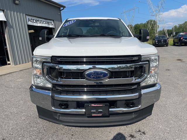 2022 Ford F-250SD XLT - Oxford White exterior view 2