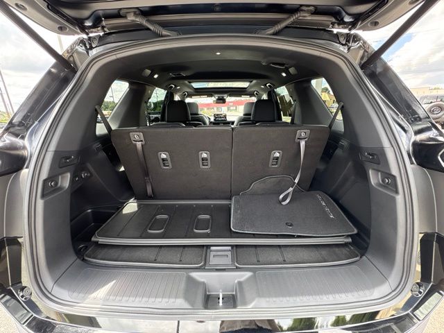 Used 2025 Honda Pilot SUV