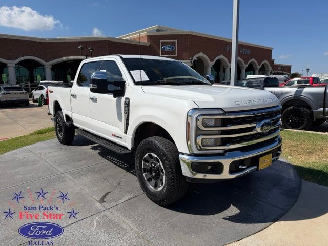 White Metallic 2024 Ford F-250 Super Duty Pickup Truck Four-Wheel Drive Automatic