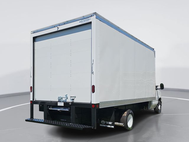 New 2027 White Ford 16' BOX image 8