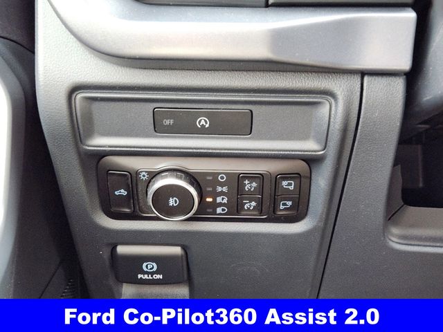 2025 Ford F-150 XLT photo