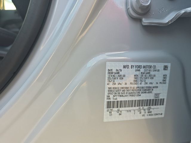 New 2026 Space White Metallic Ford XLT image 34
