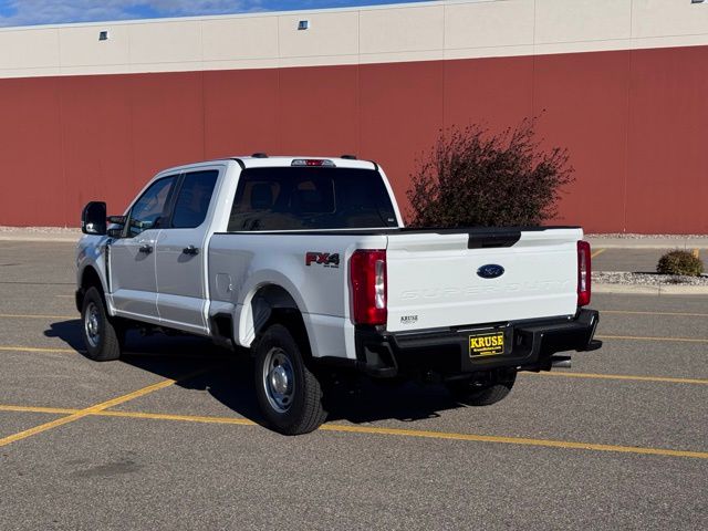 2026 Ford F-350 XLT