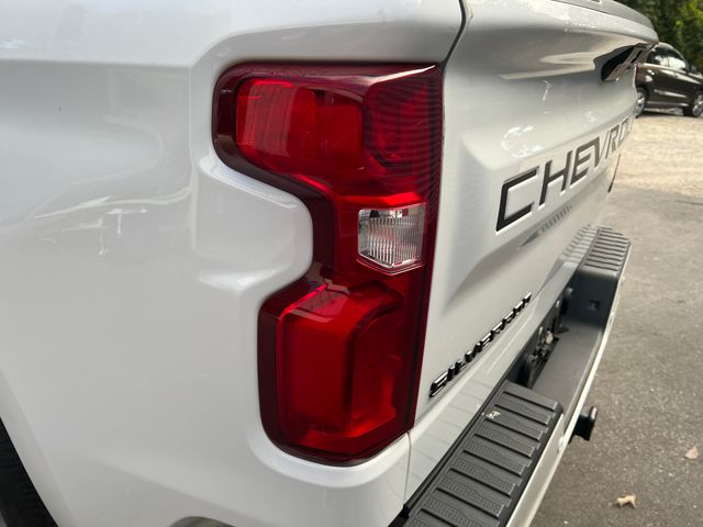 2021 Chevrolet Silverado 1500 RST 19