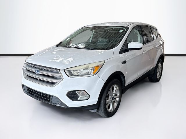 Oxford White 2017 Ford Escape SE AWD SUV / Crossover All-Wheel Drive 6-Speed Automatic