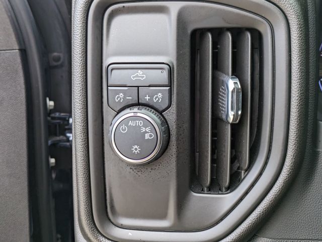 2022 Chevrolet Silverado 1500 Custom photo