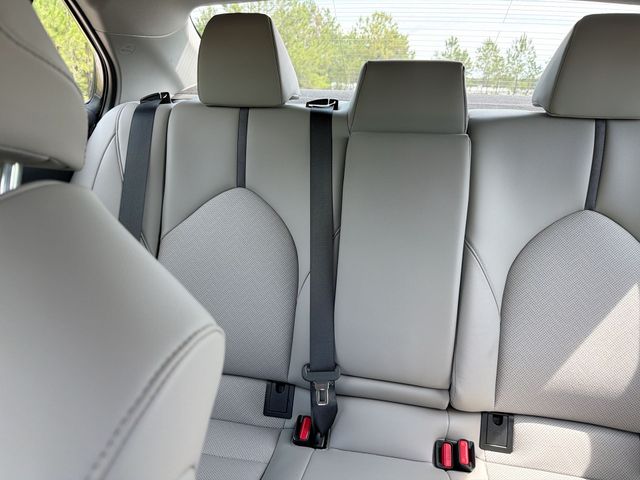 Used 2024  Toyota XLE image 23