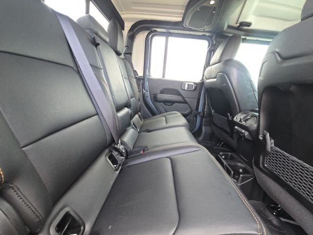 2025 Jeep Gladiator High Tide:168891A