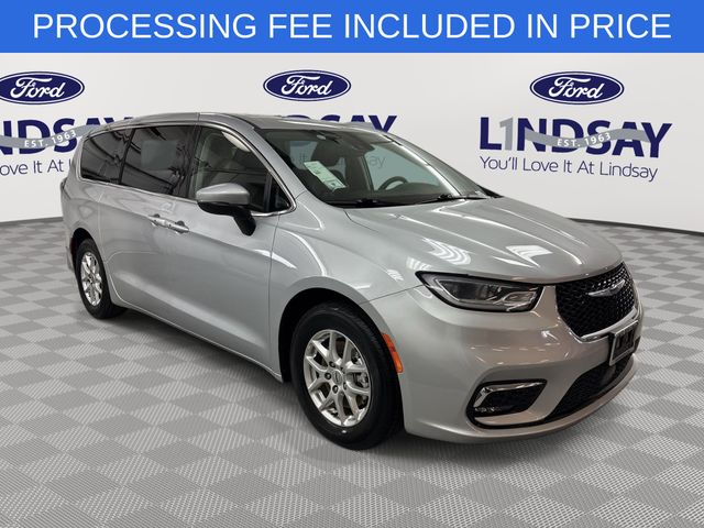 Silver Mist Clearcoat 2023 Chrysler Pacifica Touring L FWD Minivan Front-Wheel Drive 9-Speed Automatic