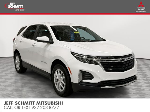 Summit White 2022 Chevrolet Equinox SUV / Crossover Front-Wheel Drive 6-Speed Automatic Overdrive