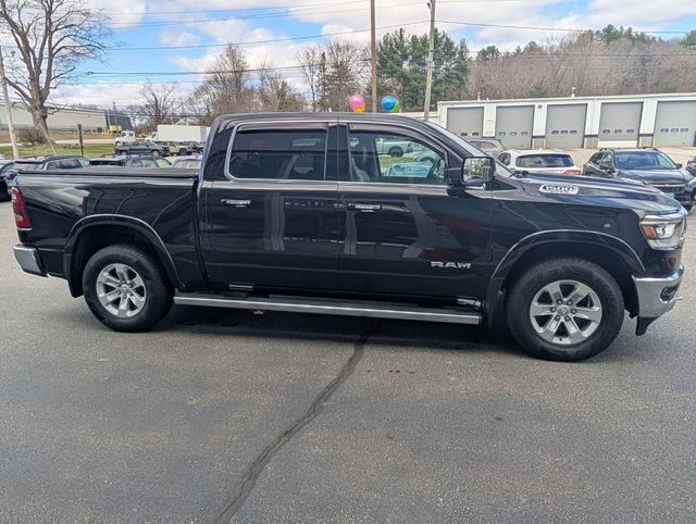 Diamond Black Crystal Pearlcoat 2019 RAM 1500 Laramie Crew Cab 4WD Pickup Truck Four-Wheel Drive 8-Speed Automatic