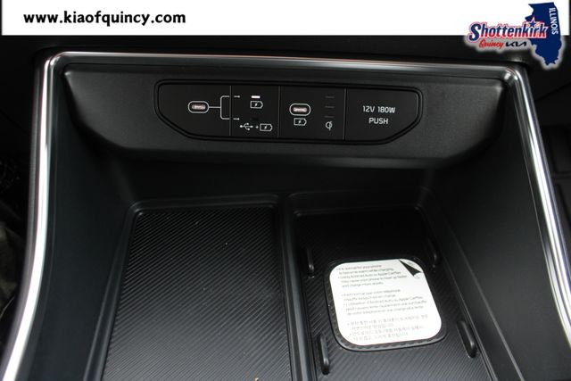 New 2026 Kia Carnival MPV Van