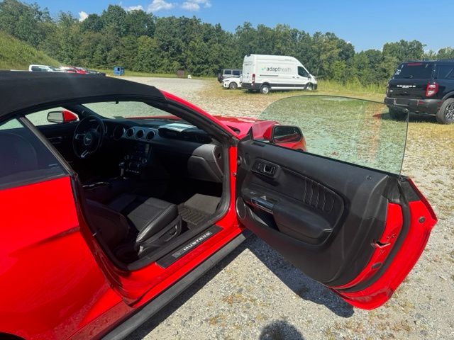 Used 2022 Red Ford EcoBoost Premium image 18