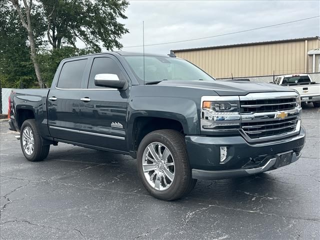Gray (Graphite Metallic) 2018 Chevrolet Silverado 1500 Pickup Truck Four-Wheel Drive 8-Speed Automatic Overdrive