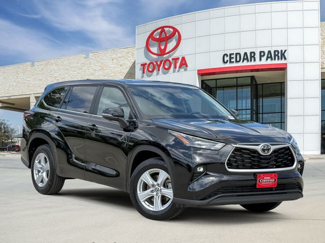 Midnight Black Metallic 2025 Toyota Highlander LE FWD SUV / Crossover Front-Wheel Drive 8-Speed Automatic