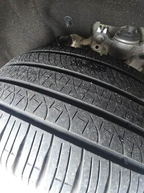 2024 Ford Explorer ST-Line:C02489A