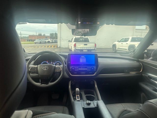 Used 2025 Toyota Grand Highlander Hybrid SUV