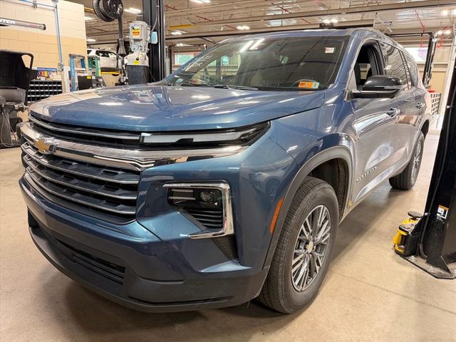  2024 Chevrolet Traverse LT FWD   