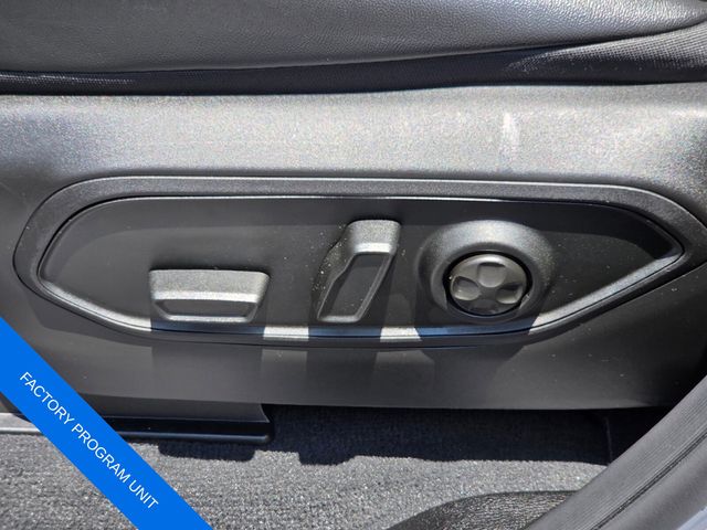 Used 2025 Jeep Grand Cherokee SUV