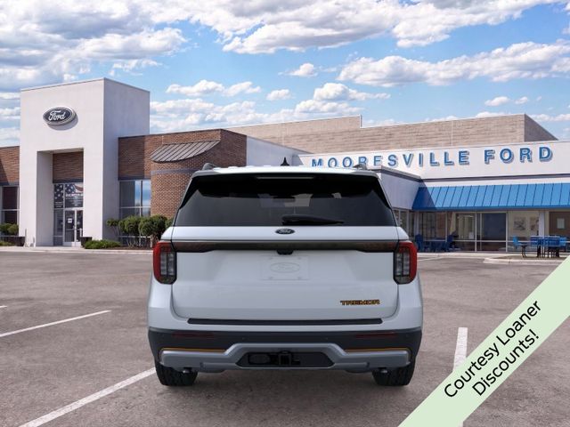 New 2026 White Ford Tremor image 5