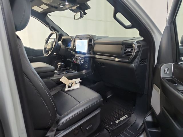 2024 Avalanche Ford F-150 XLT 4X4 Truck