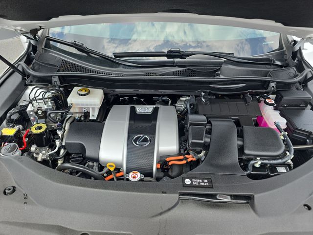 Used 2022 White Lexus 450h F Sport image 32
