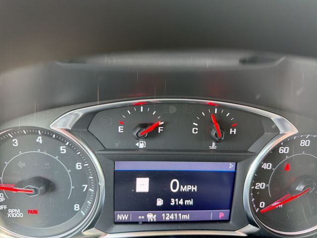 Used 2024 Red GMC AT4 image 18