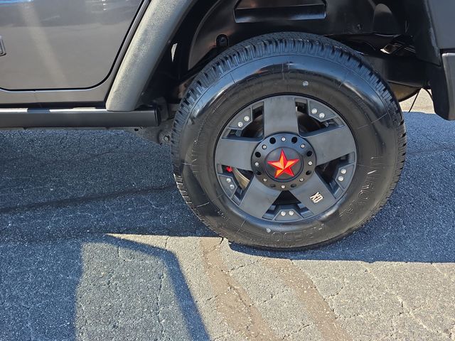 Used 2014 Gray Jeep Unlimited Rubicon image 33