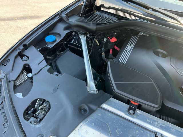 BMWX319