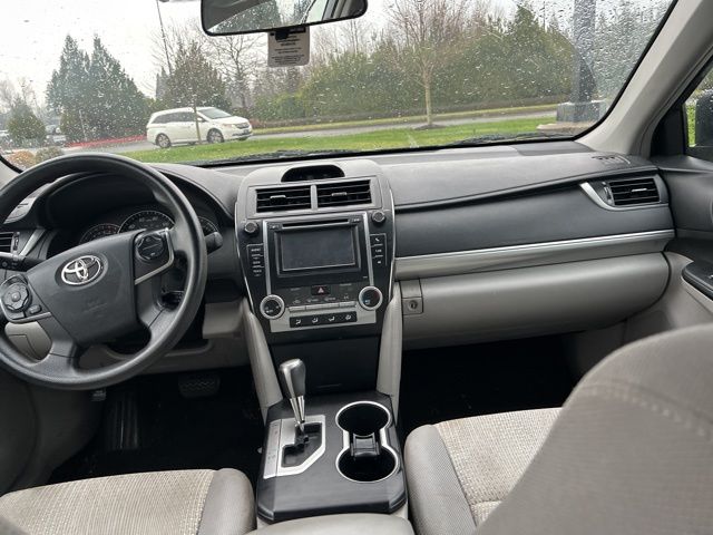 2012 Toyota Camry SE 8