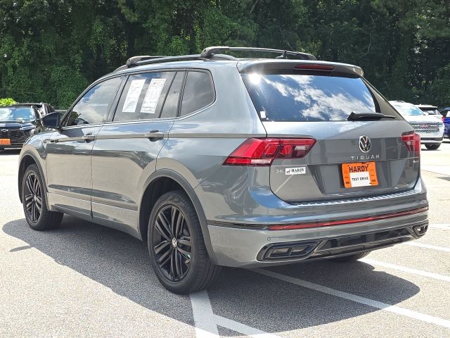 2022 Volkswagen Tiguan 2.0T SE R-Line Black:169404A