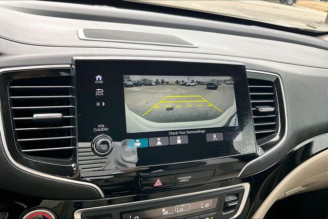 Used 2021 Honda Pilot Touring 4D Sport Utility