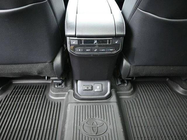 2024 Toyota Highlander Platinum 15