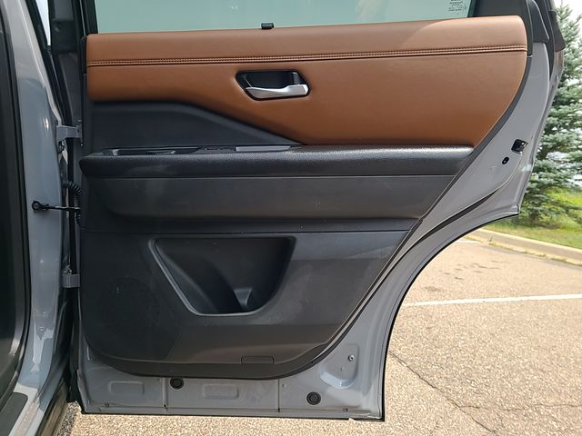 Used 2024 Nissan Pathfinder SUV