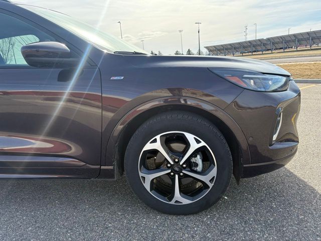 2023 Ford Escape ST-Line Elite