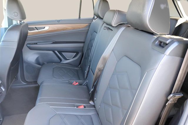 Used Car 2025 Volkswagen Atlas  2.0t Se W/technology For Sale Under $35,000 In Austin, Texas