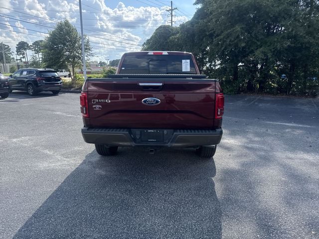 Used 2017  Ford Lariat image 6