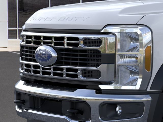 2025 Ford F-550SD XLT:SDA15492
