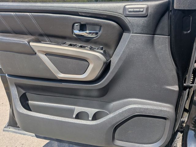 2015 Nissan Armada