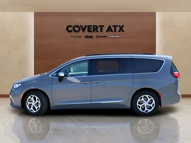 Used Car 2023 Chrysler Pacifica  Limited For Sale Under $35,000 In Austin, Texas