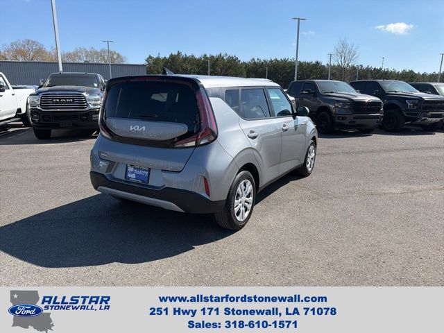 2023 Kia Soul LX FWD