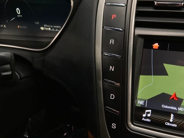 2019 Lincoln Nautilus Select