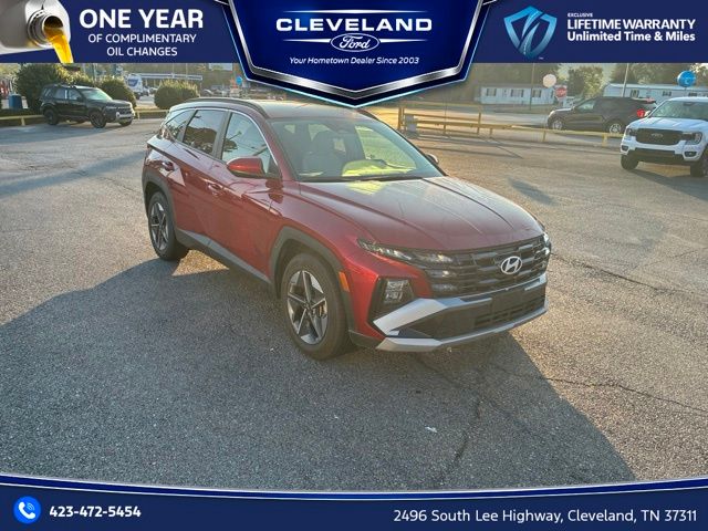 Ultimate Red 2025 Hyundai Tucson SUV / Crossover Front-Wheel Drive 8-Speed Automatic
